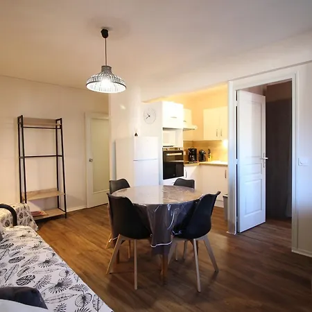Apartment F2 Avec Parking Prive, Loggia Et Ascenseur - Proche Thermes Et Commodites - Fr-1-415-135